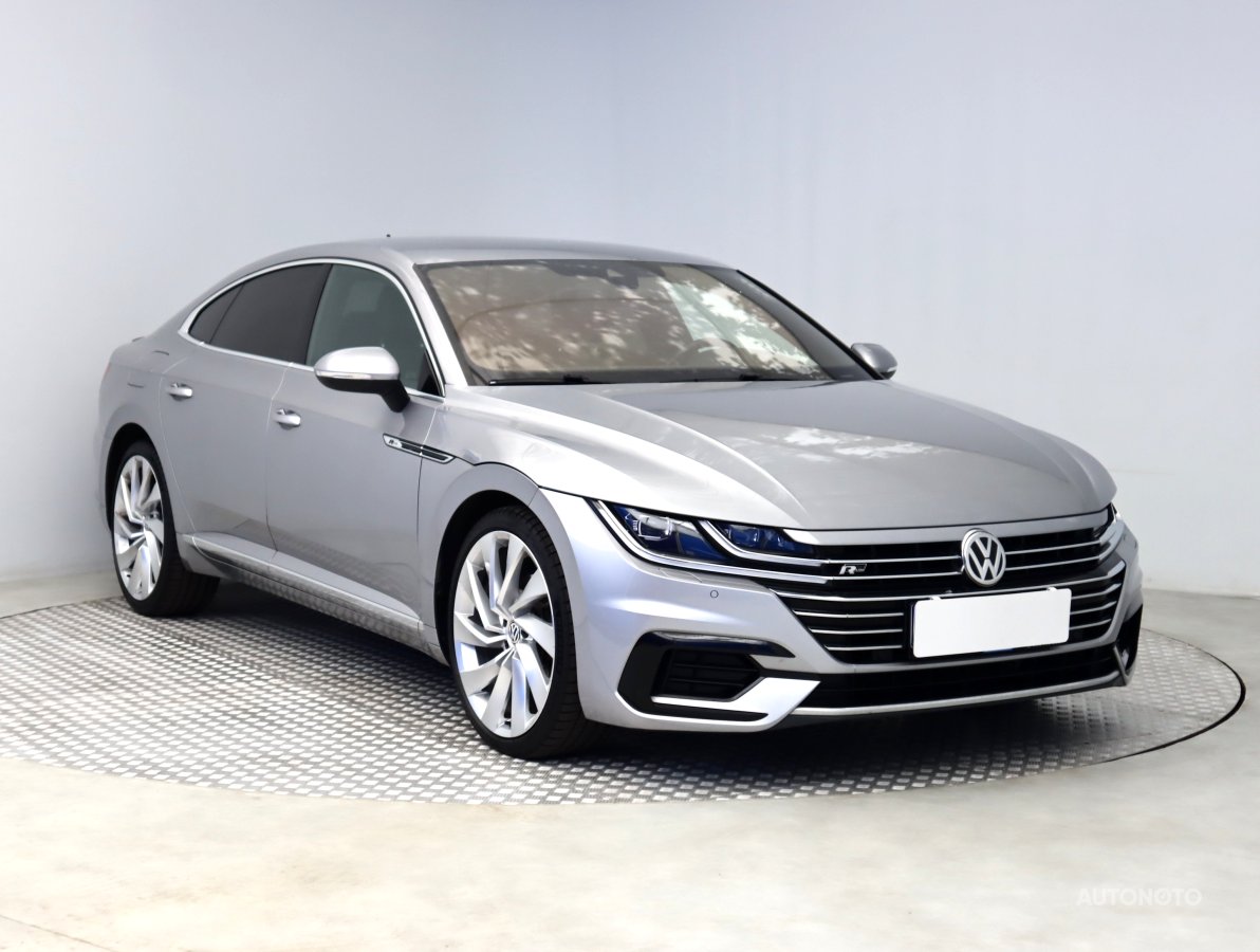Volkswagen Arteon, 2020 - celkový pohled