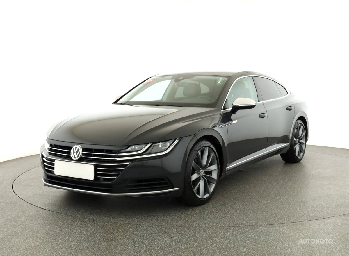 Volkswagen Arteon, 2018 - pohled č. 3