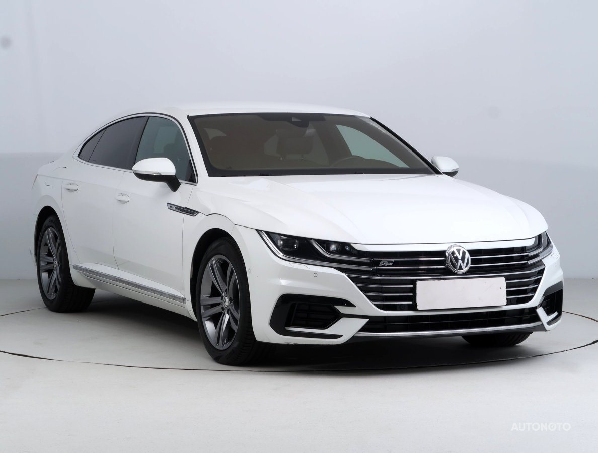 Volkswagen Arteon, 2018 - celkový pohled