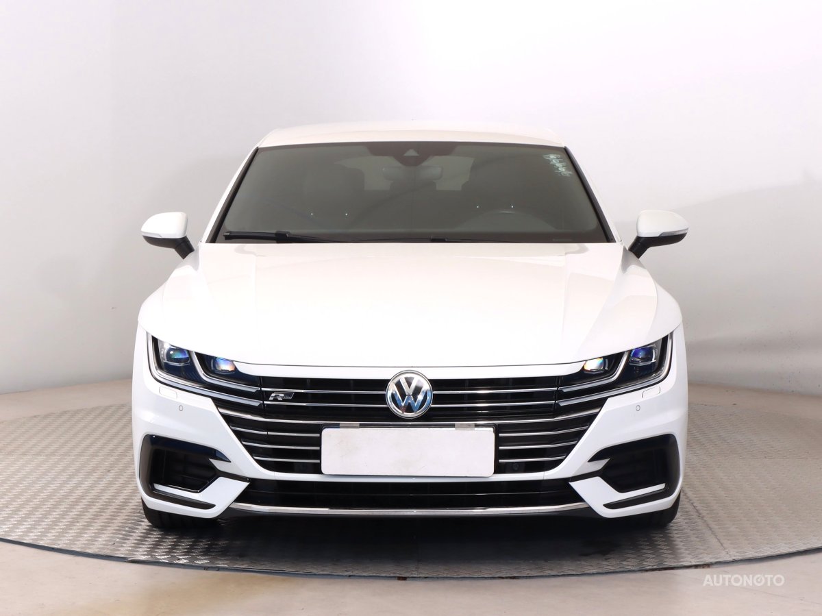 Volkswagen Arteon, 2018 - pohled č. 2