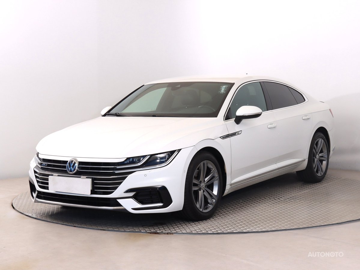 Volkswagen Arteon, 2018 - pohled č. 3