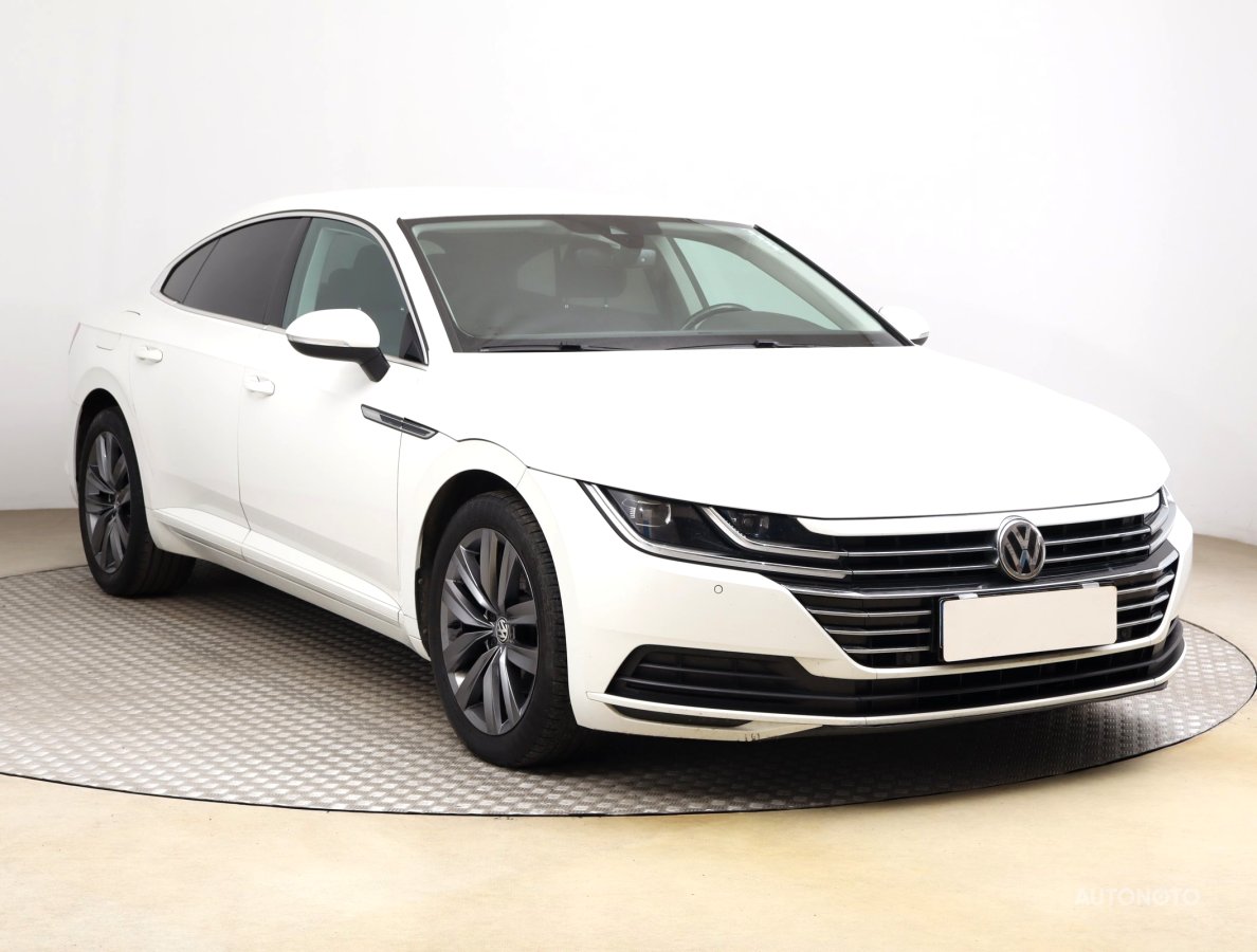 Volkswagen Arteon, 2018 - celkový pohled