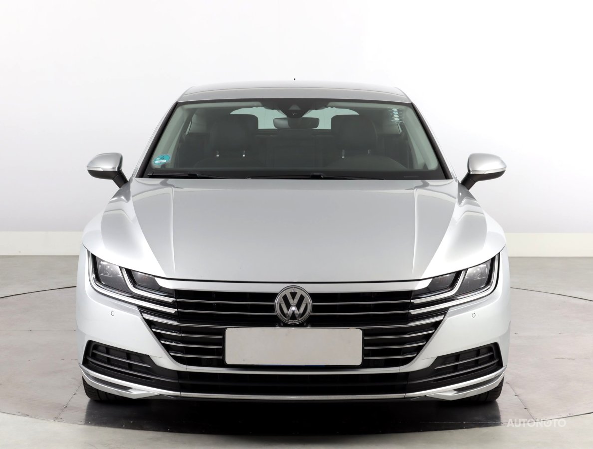 Volkswagen Arteon, 2019 - pohled č. 2