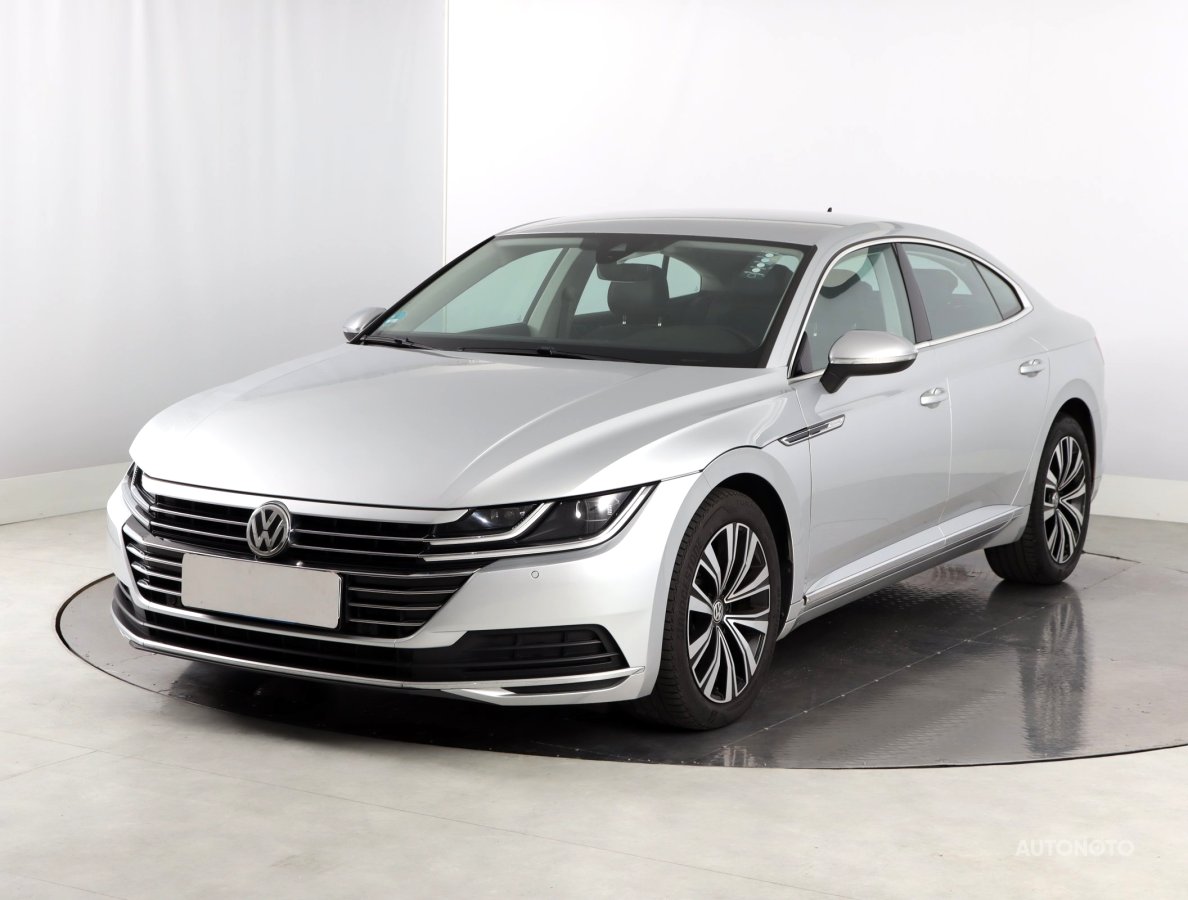 Volkswagen Arteon, 2019 - pohled č. 3
