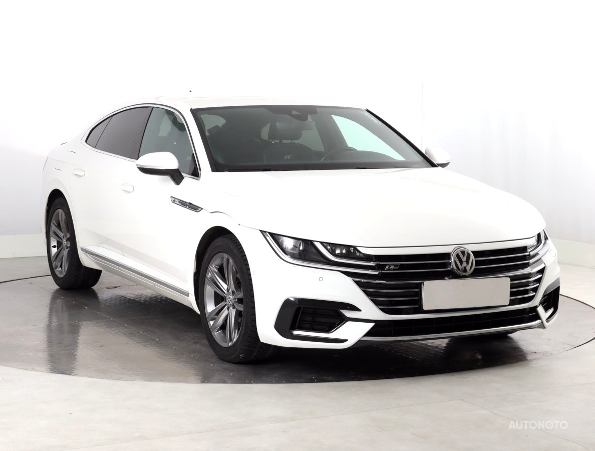 Volkswagen Arteon, 2018 - celkový pohled