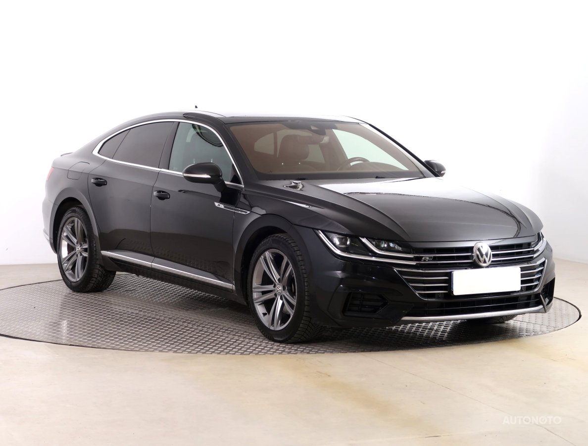 Volkswagen Arteon, 2018 - celkový pohled