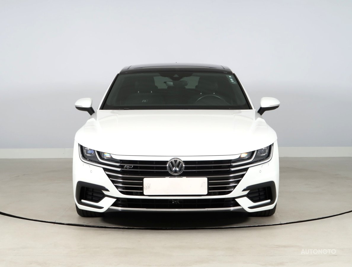 Volkswagen Arteon, 2017 - pohled č. 2