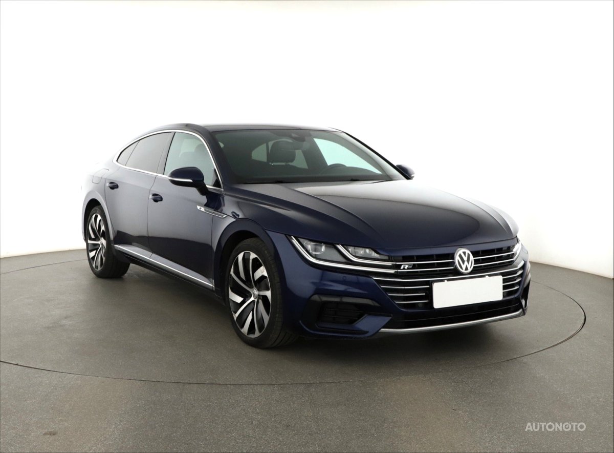 Volkswagen Arteon, 2018 - celkový pohled