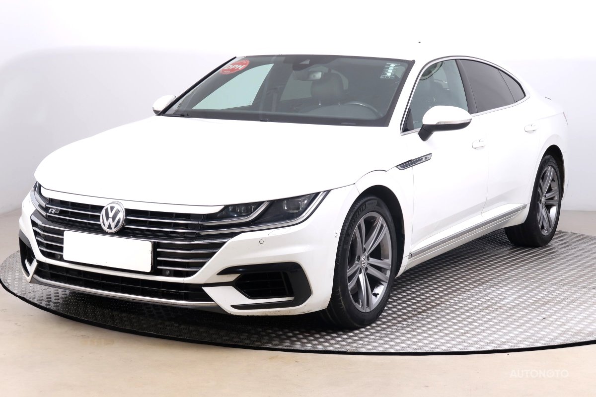 Volkswagen Arteon, 2019 - pohled č. 3