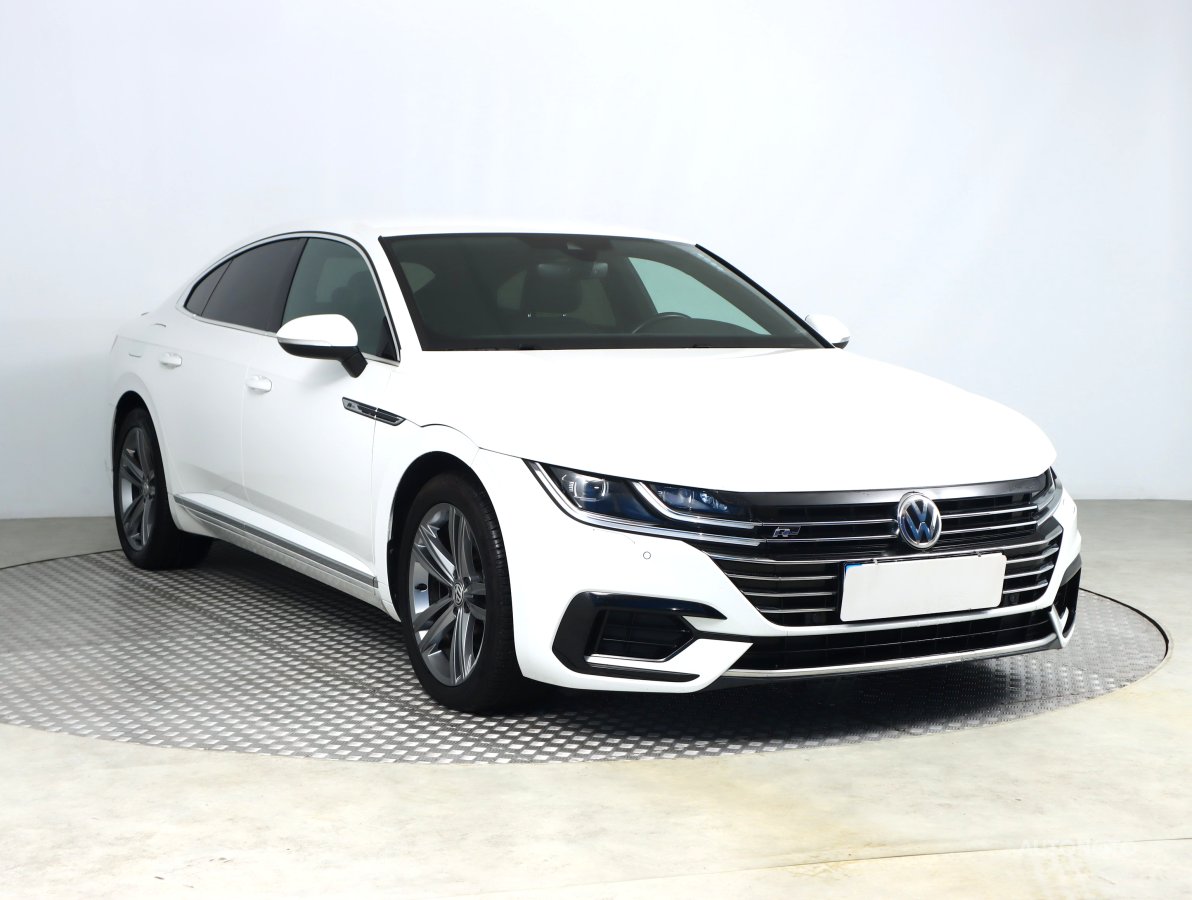 Volkswagen Arteon, 2018 - celkový pohled