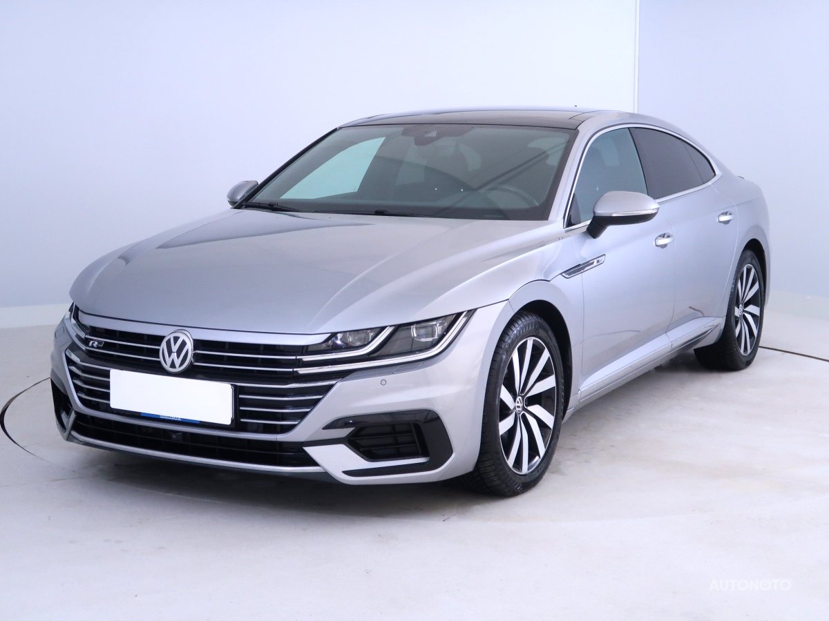 Volkswagen Arteon, 2018 - pohled č. 3