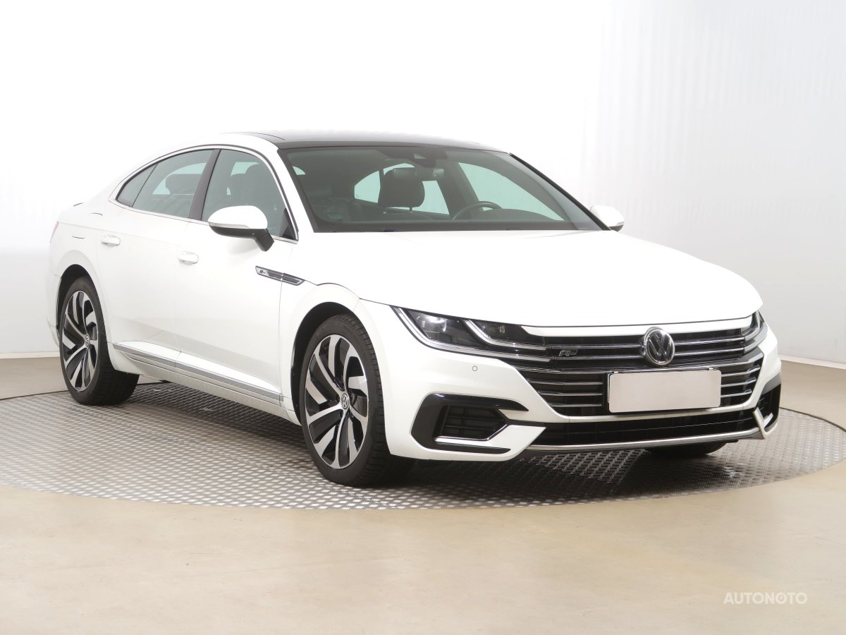Volkswagen Arteon, 2018 - celkový pohled