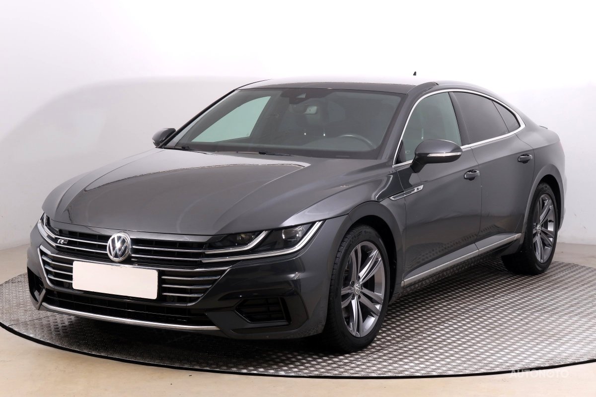 Volkswagen Arteon, 2019 - pohled č. 3