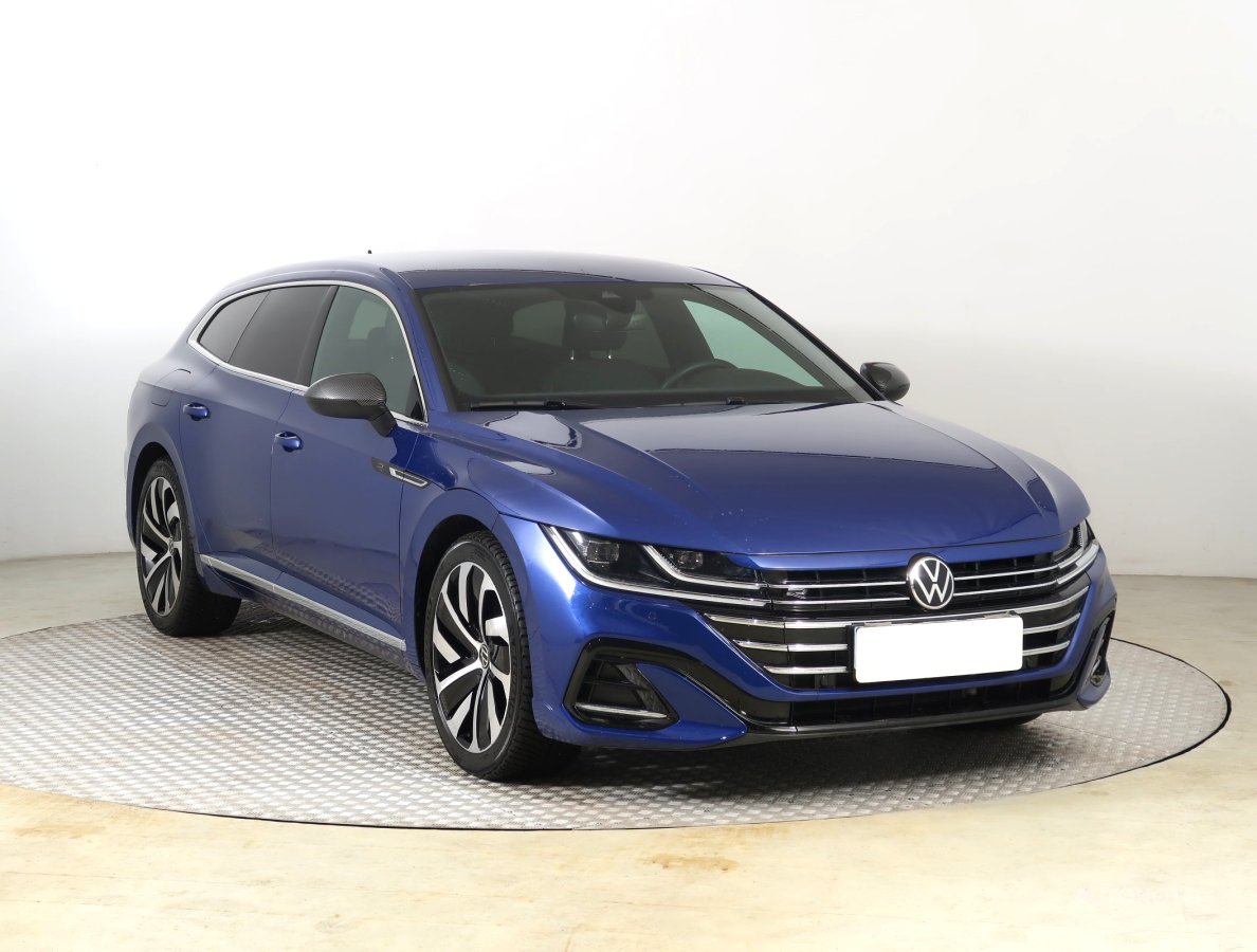 Volkswagen Arteon, 2022 - celkový pohled
