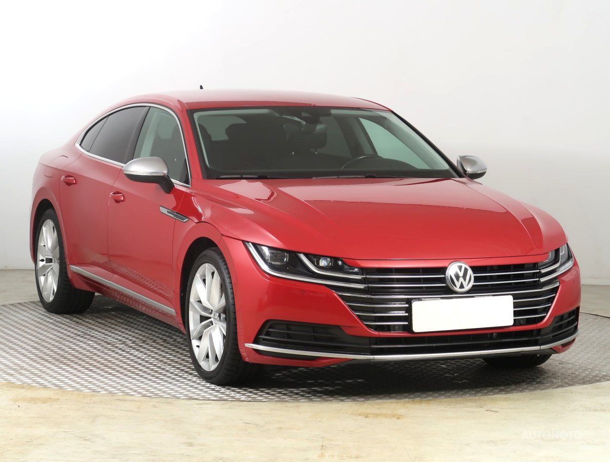 Volkswagen Arteon, 2019 - celkový pohled