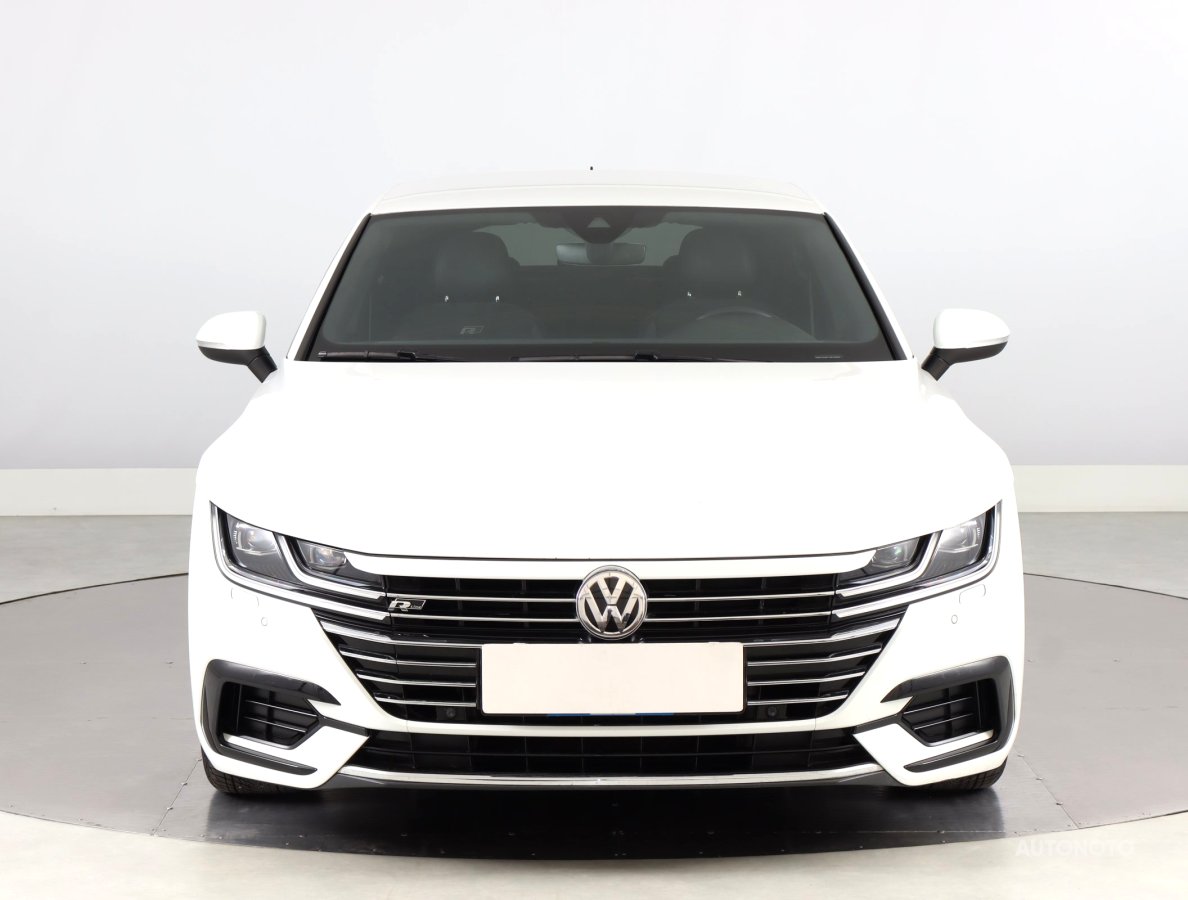 Volkswagen Arteon, 2018 - pohled č. 2