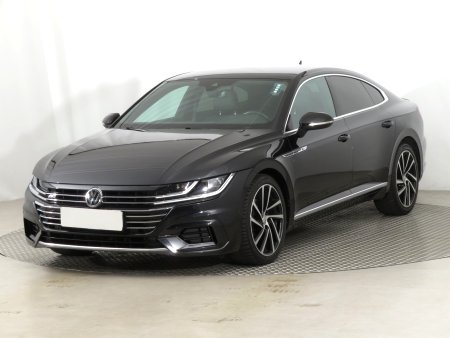 Volkswagen Arteon, 2019 - pohled č. 3