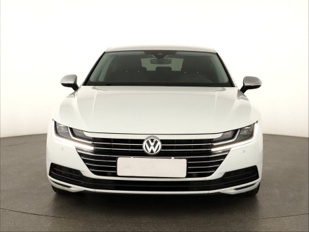 Volkswagen Arteon, 2018 - pohled č. 2