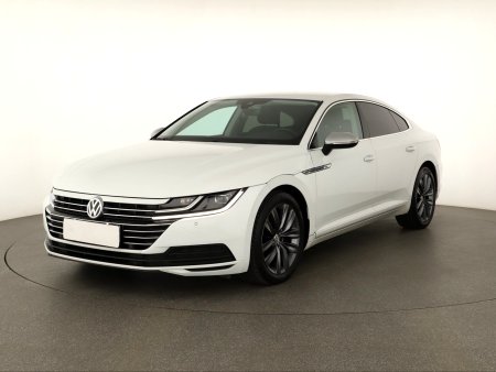 Volkswagen Arteon, 2018 - pohled č. 3