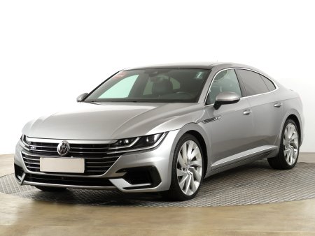 Volkswagen Arteon, 2018 - pohled č. 3