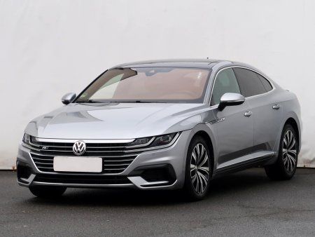 Volkswagen Arteon, 2018 - pohled č. 3