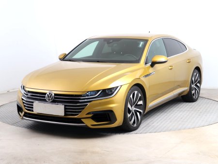 Volkswagen Arteon, 2018 - pohled č. 3