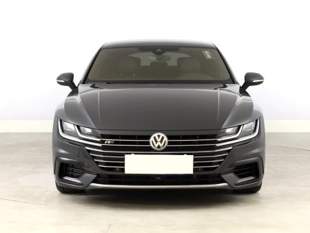 Volkswagen Arteon, 2018 - pohled č. 2
