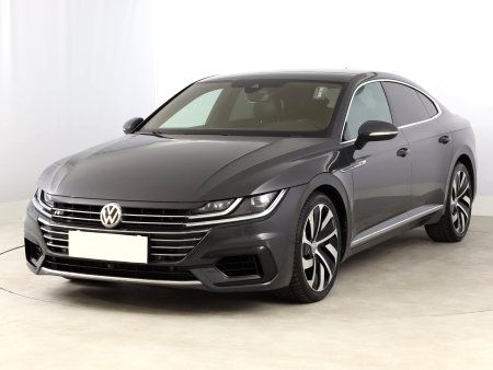 Volkswagen Arteon, 2018 - pohled č. 3