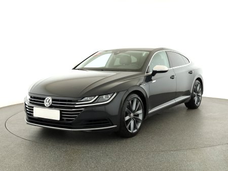 Volkswagen Arteon, 2018 - pohled č. 3
