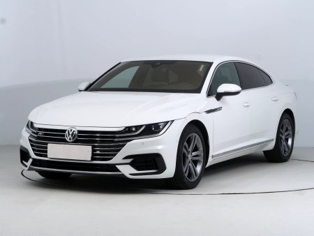 Volkswagen Arteon, 2018 - pohled č. 3