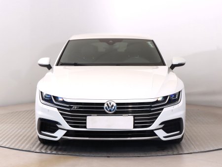 Volkswagen Arteon, 2018 - pohled č. 2