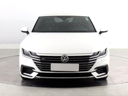 Volkswagen Arteon, 2018 - pohled č. 2