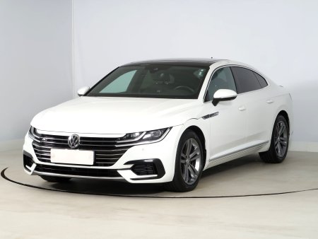Volkswagen Arteon, 2017 - pohled č. 3
