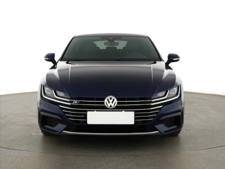 Volkswagen Arteon, 2018 - pohled č. 2