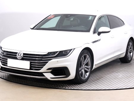 Volkswagen Arteon, 2019 - pohled č. 3