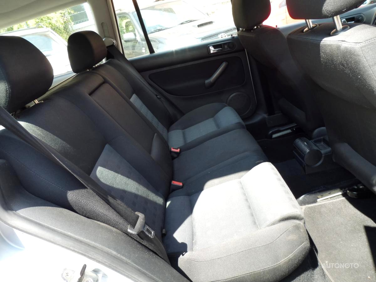 Volkswagen Bora, 2003 - pohled č. 9