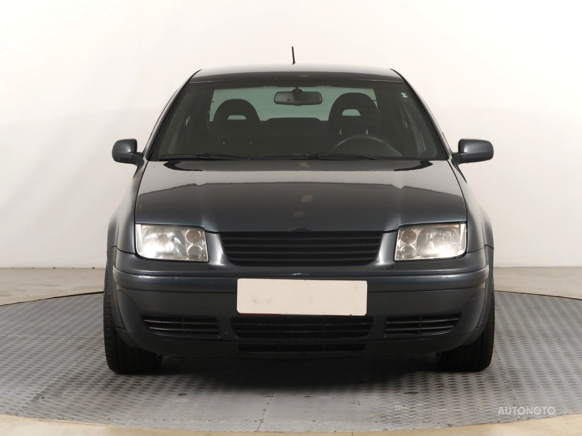 Volkswagen Bora, 1999 - pohled č. 2