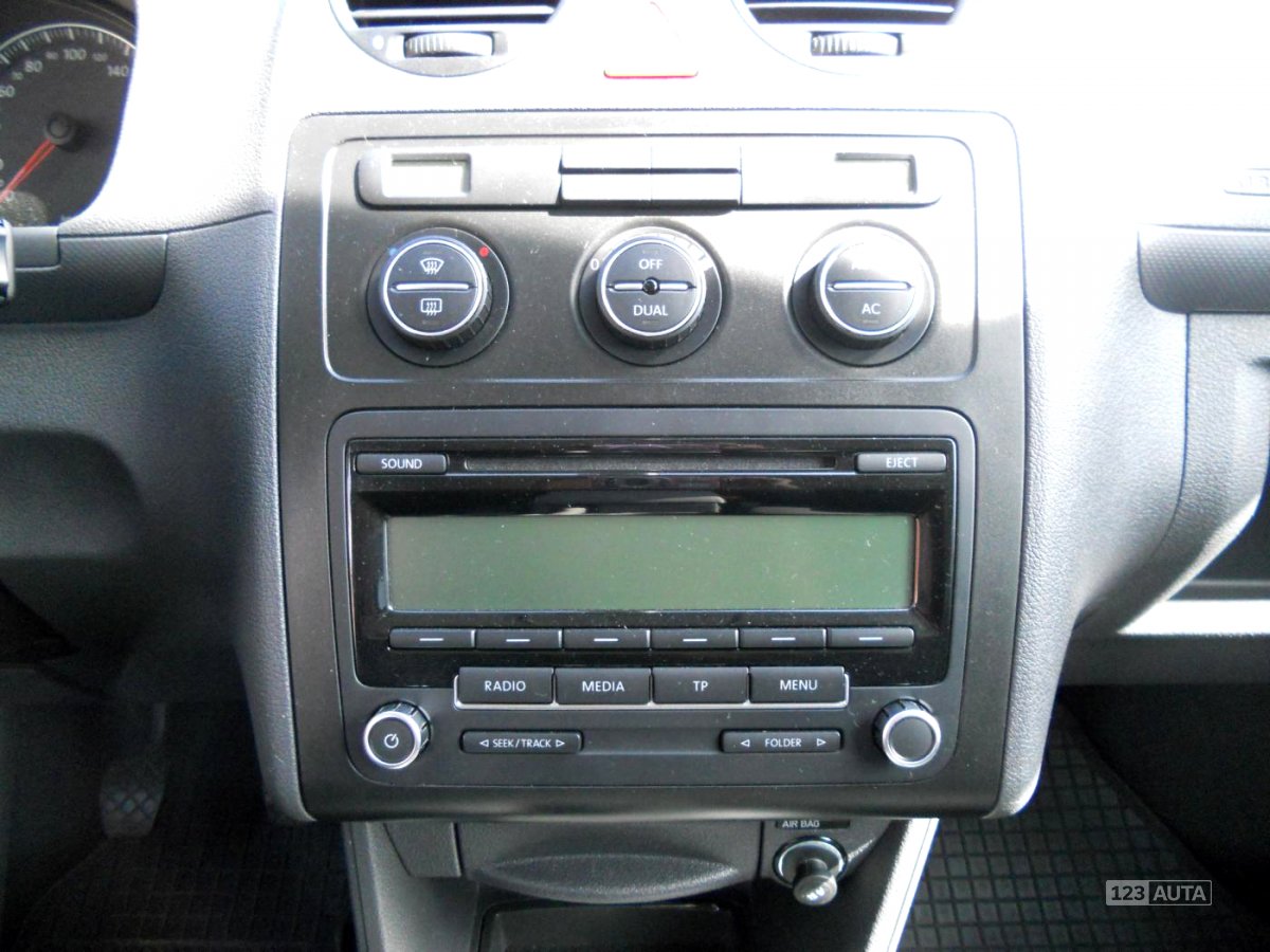 Volkswagen Caddy, 2010 - pohled č. 14