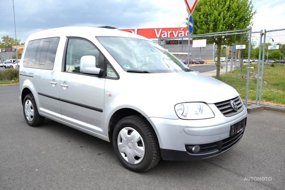 Volkswagen Caddy, 2010 - pohled č. 3