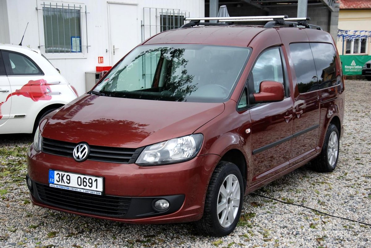 Volkswagen Caddy, 2011 - celkový pohled