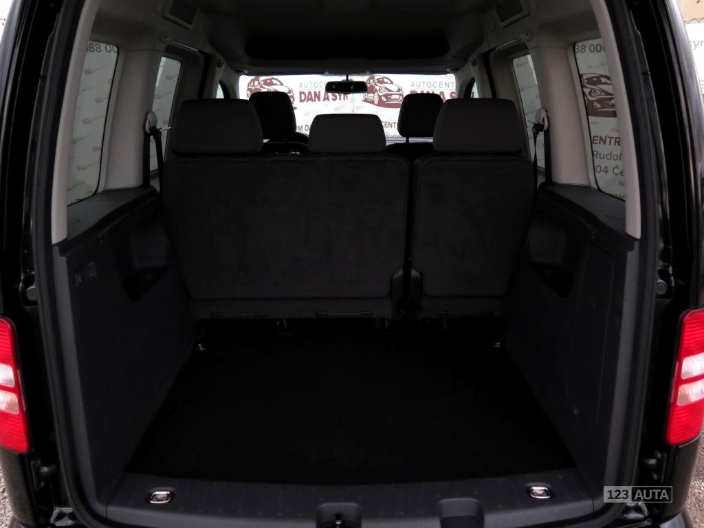 Volkswagen Caddy, 2011 - pohled č. 14