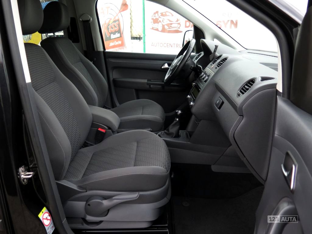 Volkswagen Caddy, 2011 - pohled č. 16