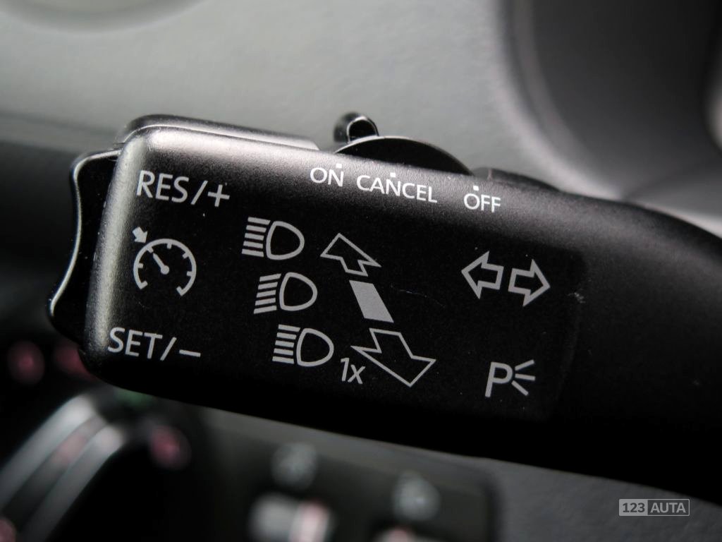 Volkswagen Caddy, 2011 - pohled č. 20