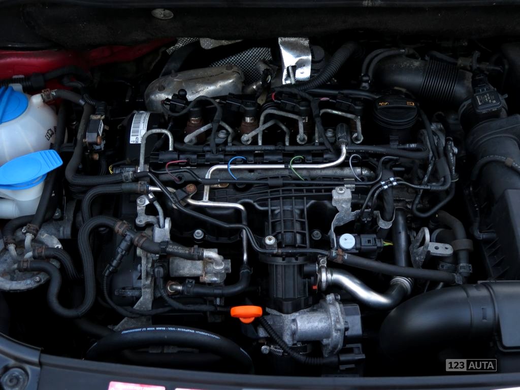 Volkswagen Caddy, 2011 - pohled č. 10