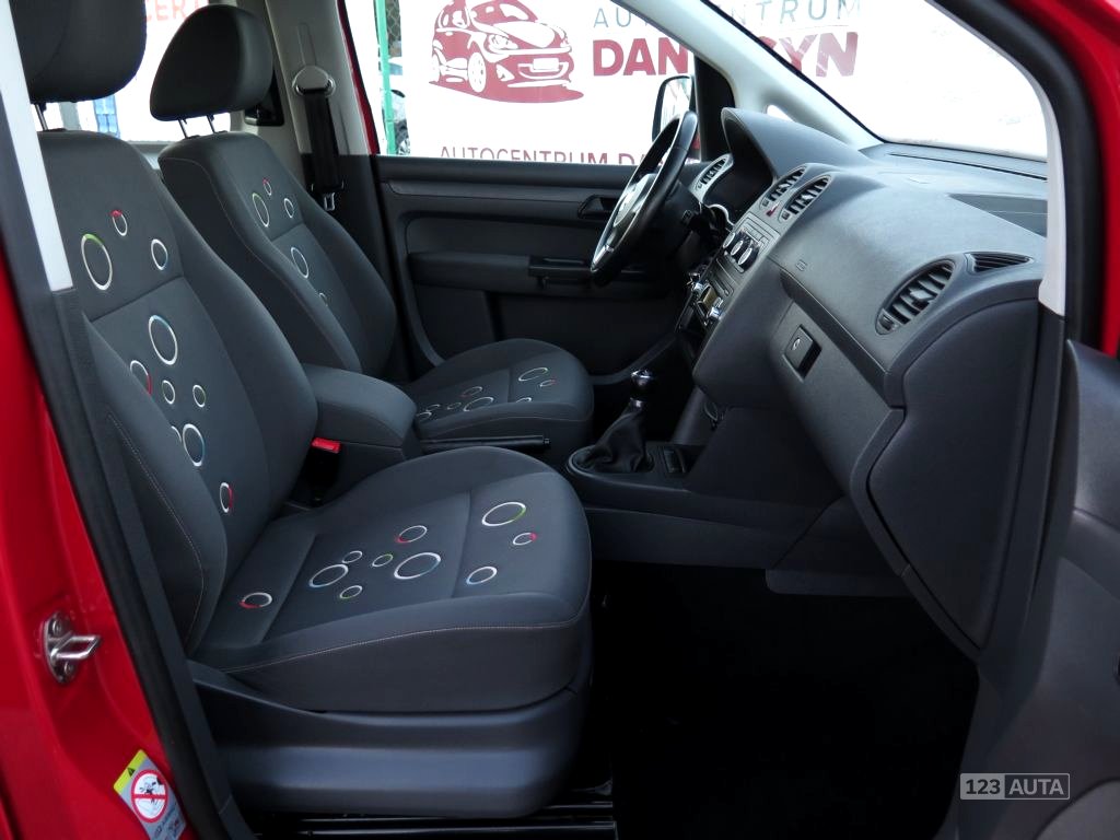 Volkswagen Caddy, 2011 - pohled č. 16