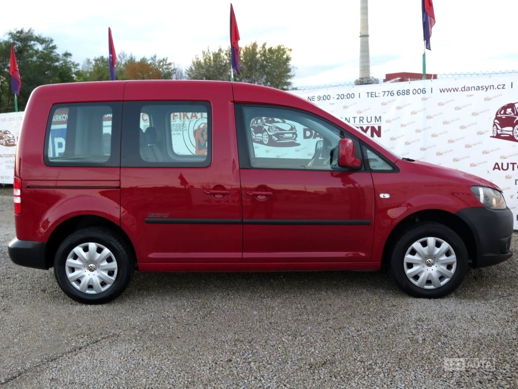 Volkswagen Caddy, 2011 - pohled č. 6