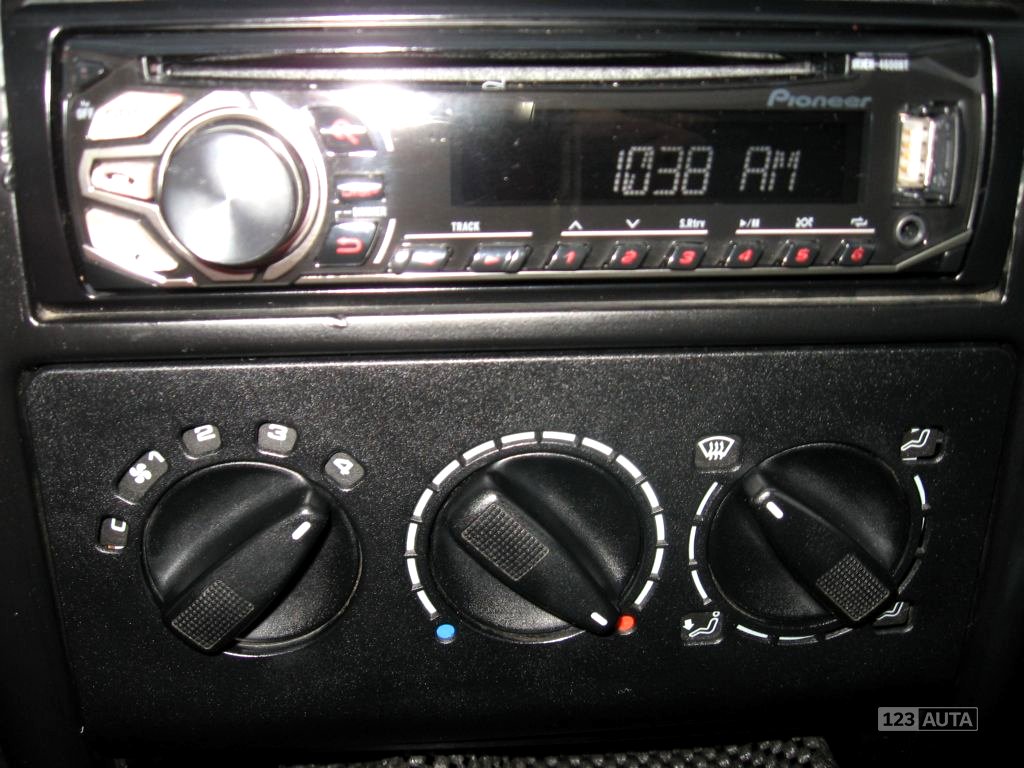 Volkswagen Caddy, 1997 - pohled č. 11