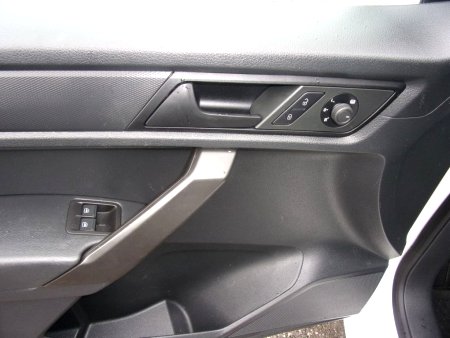 Volkswagen Caddy, 2016 - pohled č. 8