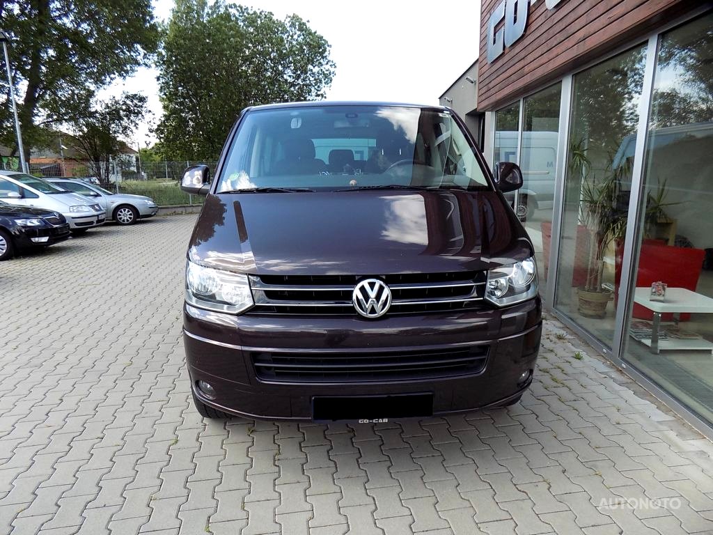 Volkswagen Caravelle, 2011 - pohled č. 3