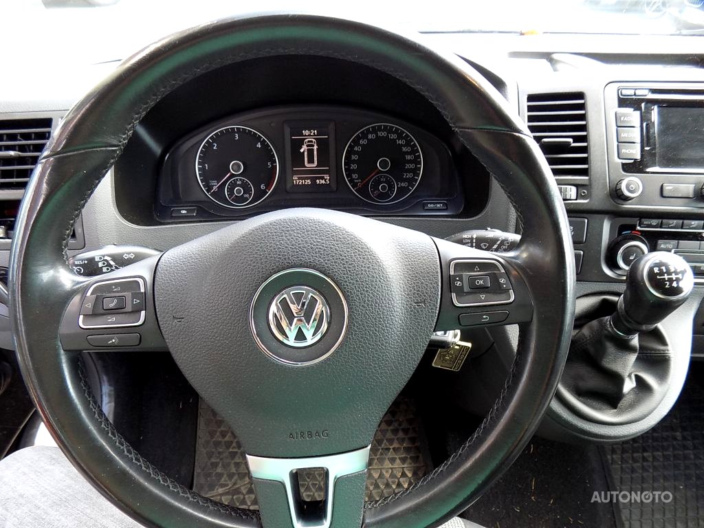 Volkswagen Caravelle, 2011 - pohled č. 9